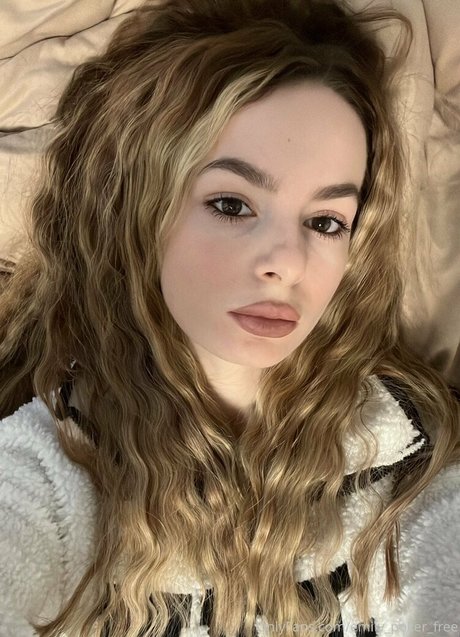 アナル舐めオンリーファンズ えろ 画像