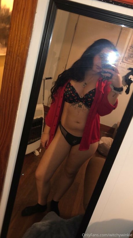 セクシーなドレスOnlyFans ホット 写真