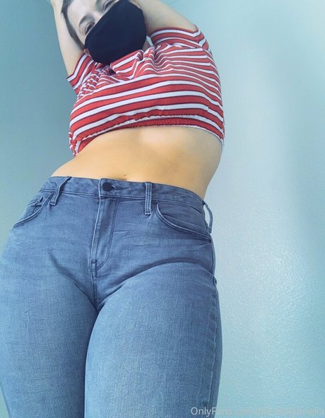 mustbecoralee 素敵なモデル 画像