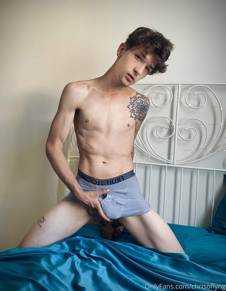 chrisoflyng アダルトスター 写真