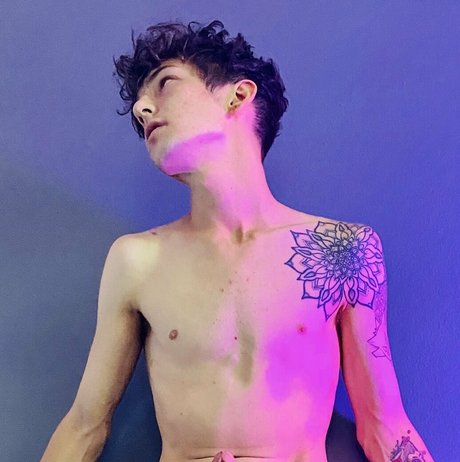 chrisoflyng ホットなスター 写真