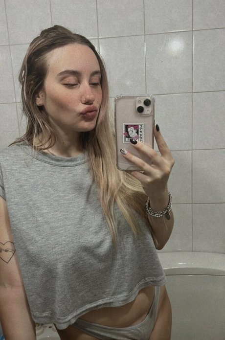 asmr ジンジャー オンリーファンズ えろた 画像