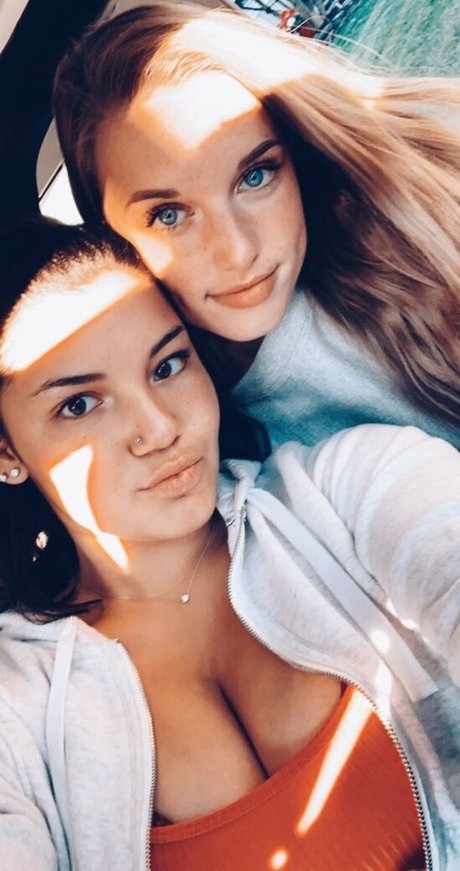 フェイシャルオンリーファンズ ポルノ 写真