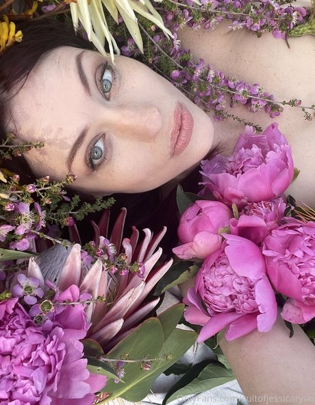 ソロオンリーファンズ 無料エロ ギャラリー