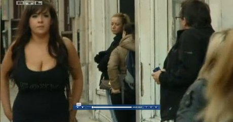 巨乳の赤毛オンリーファンズ セクシーヌード 画像