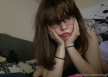 痩せたティーンのオンリーファンズ 無料xxx ギャラリー