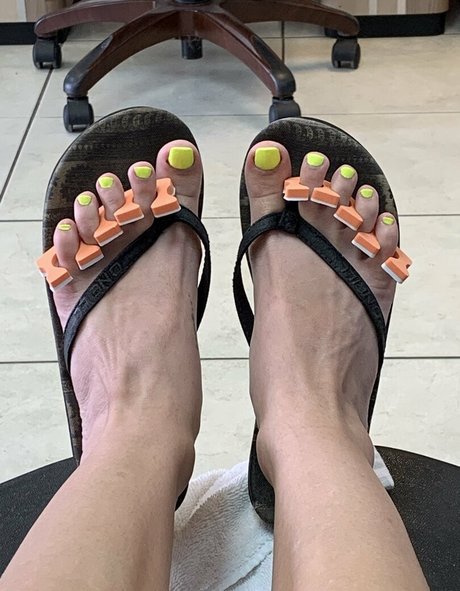 realgarnetrose アダルト女優 画像