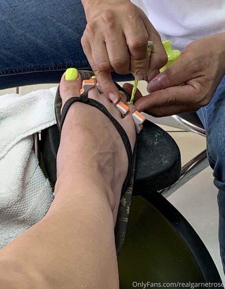 realgarnetrose セックススター 写真