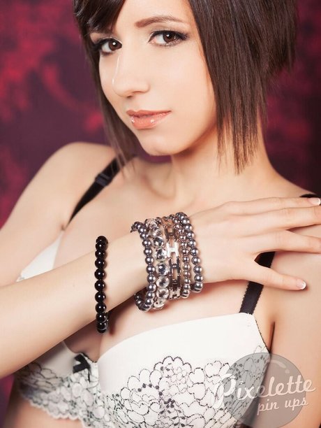 Riki Lecotey ポルノ女優 写真