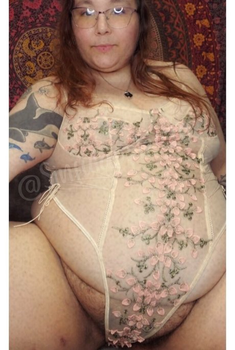 金髪クーガーオンリーファンズ 無料エロ 写真