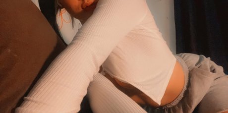 ティーンランジェリーOnlyFans ベスト 写真