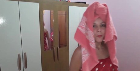 Aline Marques ポルノスター 素敵 写真