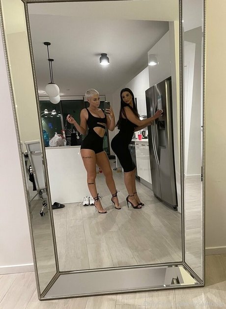 nysamoore 完璧なスター 写真