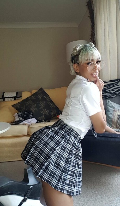 女装オンリーファン アダルト 写真