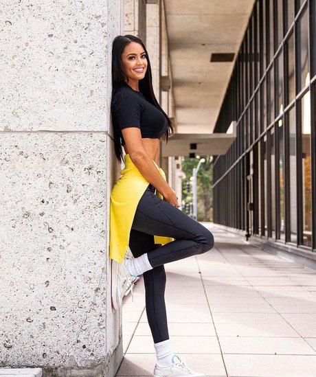 ブルネットのPOV OnlyFans えろた アーカイブ