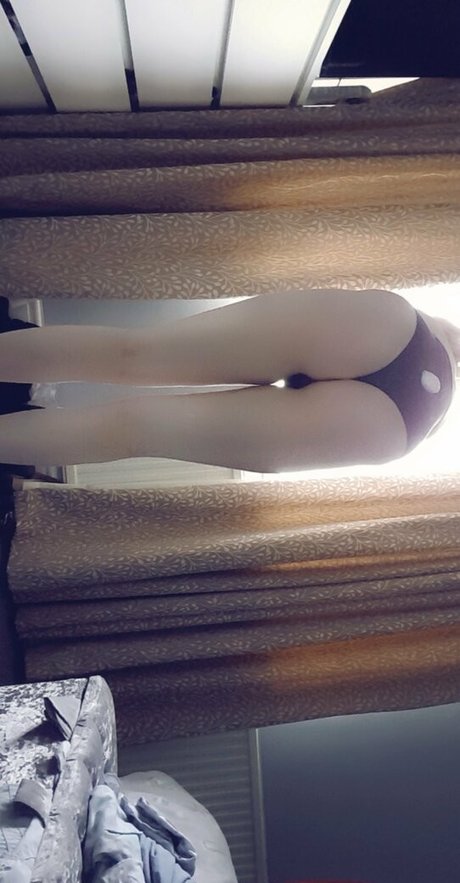 ポーグ xxx オンリーファンズ ホットセックス 画像