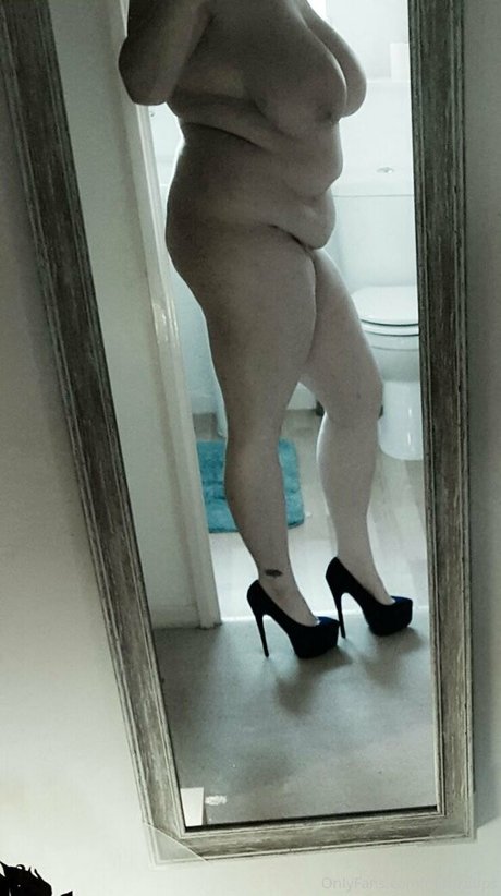 スマイルオンリーファンズ アダルト無料 写真