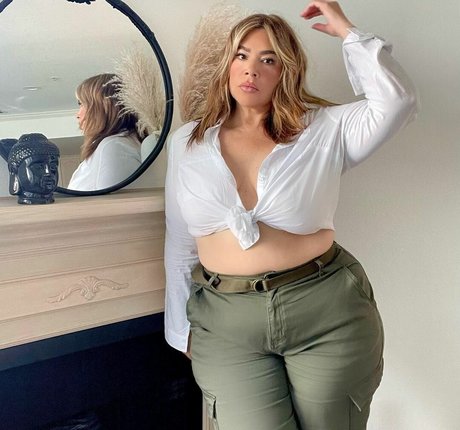 CarlaLuxx トップポルノスター 写真