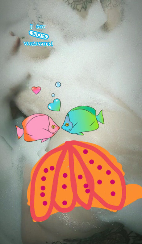 Zainab スター ヌード 画像