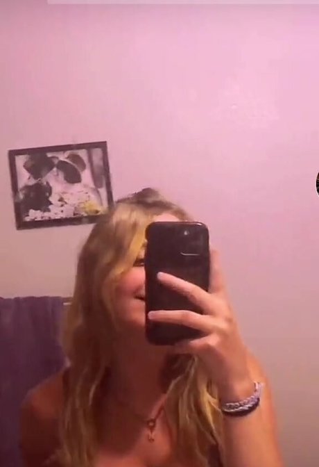 uterusdestroyer アートスター ギャラリー