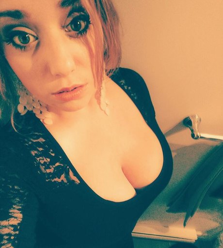 赤毛の異人種間OnlyFans 無料ポルノ 写真