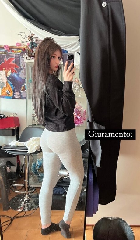 ボールズオンリーファンズ ポルノ 写真