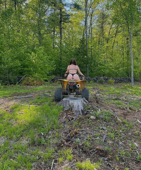 maeganrayy ポルノスター 写真