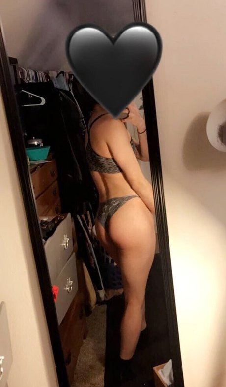 成熟した黒人女性オンリーファンズ ホットポルノ 画像