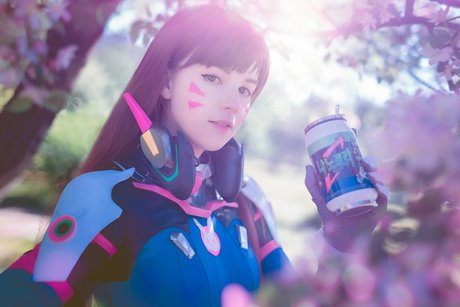 大学生のオンリーファンズ セクシー裸 写真