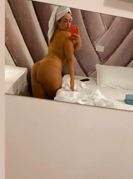 ブロンドビキニOnlyFans エロ 写真