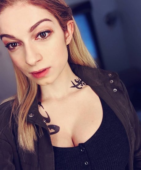 Sydney Meyer ヌード女優 写真