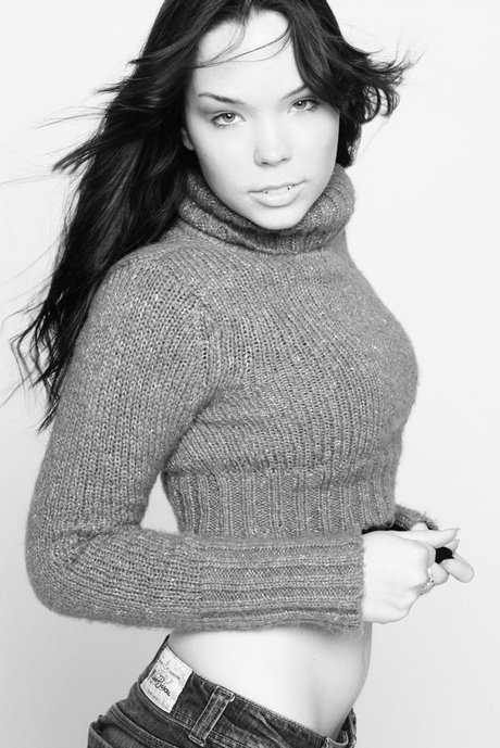 アジアンゴス オンリーファンズ ホットセクシー 写真