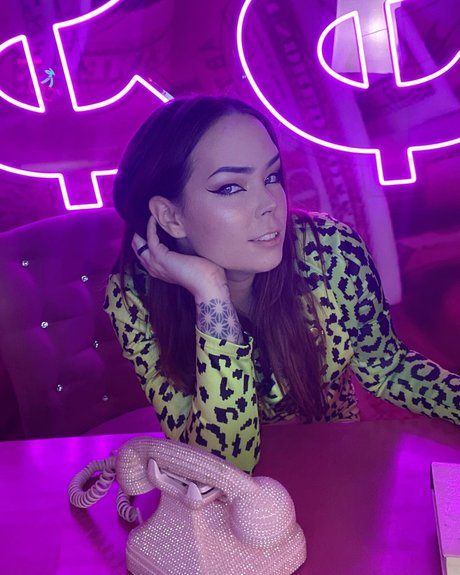 足ヌードオンリーファンズ 無料セクシー 写真