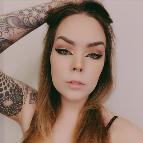 主観視点の手コキOnlyFans 無料ポルノ 画像