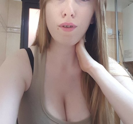 巨根ファックOnlyFans トップ 写真