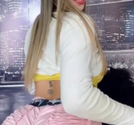 Helen Japa トップポルノスター 写真