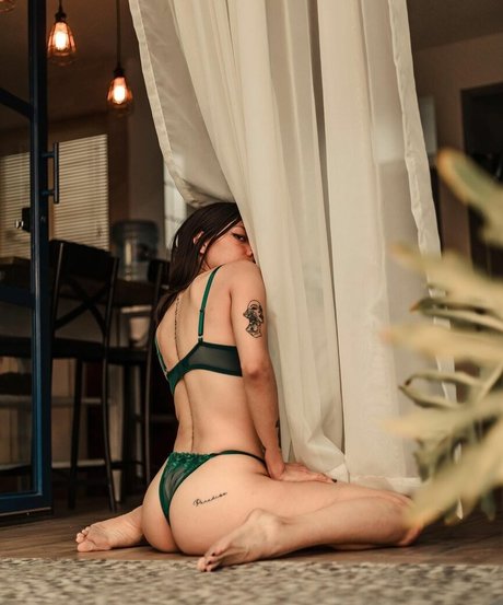 kat hk トップポルノスター 写真