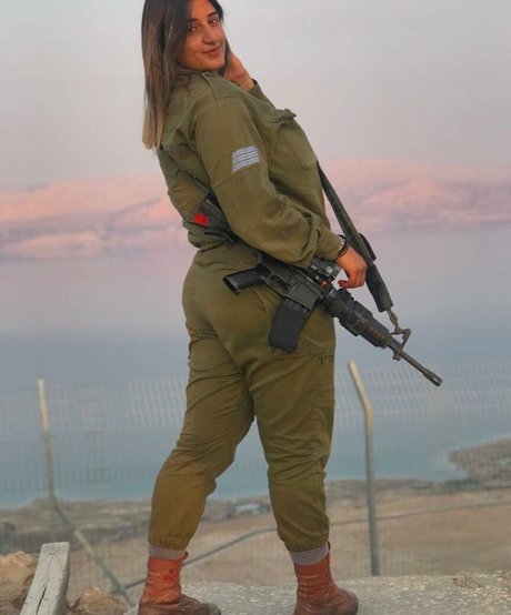 Marin Elbaz アダルトスター 画像