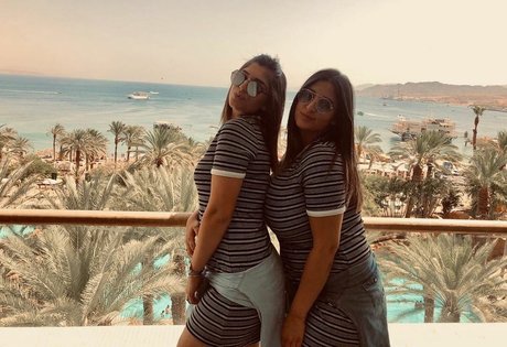 Marin Elbaz ポルノモデル 写真