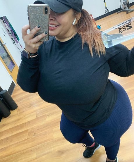 ティーンシーメールオンリーファンズ セクシーヌード 写真