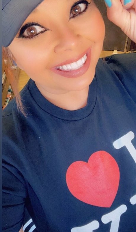 マイクロTバックOnlyFans ヌード アーカイブ