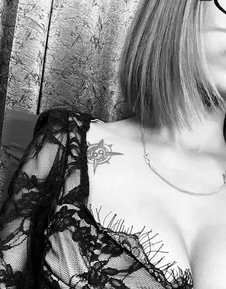 Akansha Laida セックスポルノスター 写真