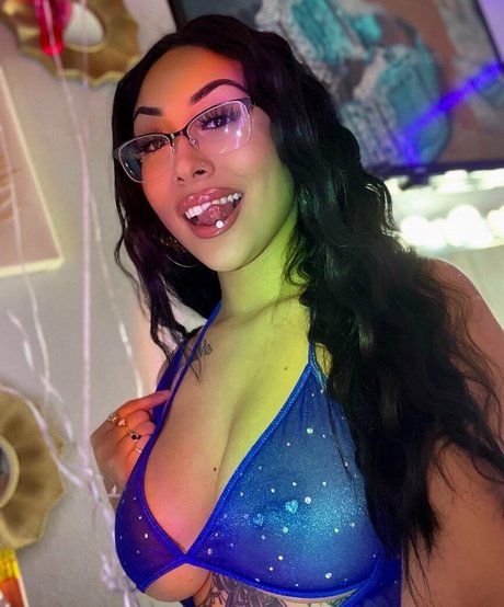 mjaeethebrat エロティックなスター ギャラリー