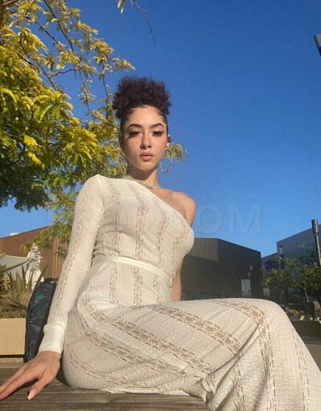 exoticc angel 可愛い女優 写真