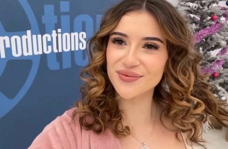 Angelique Lapiedra かわいいポルノスター 写真