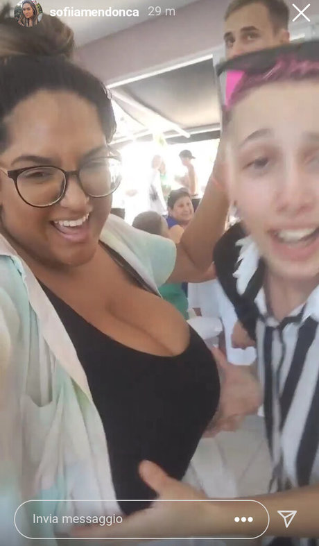 アジアのティーンオンリーファン セックス アーカイブ