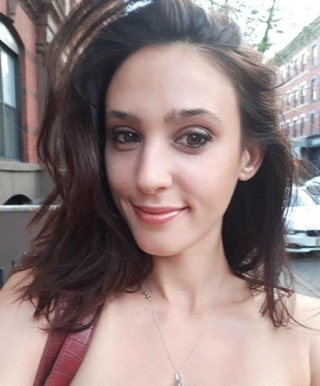 女装オンリーファン アートポルノ 写真