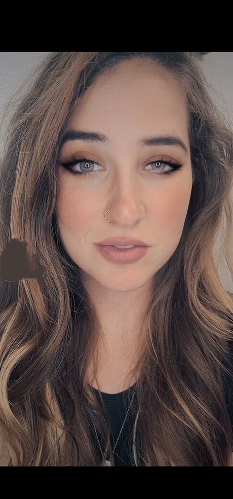 ブルネットのPOV OnlyFans アダルト無料 画像