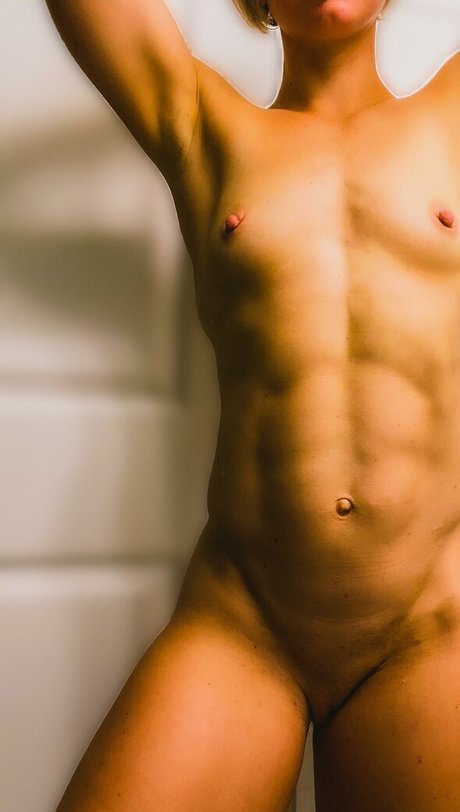 汚れた足オンリーファンズ ホットセックス 画像