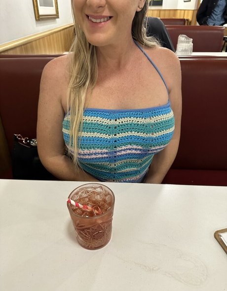 ティーンシーメールオンリーファンズ アダルト無料 写真